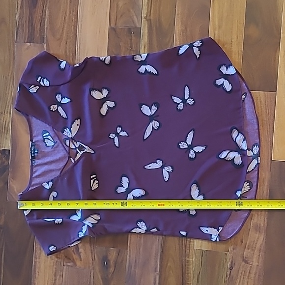 Size medium Dynamite blouse - Picture 7 of 7